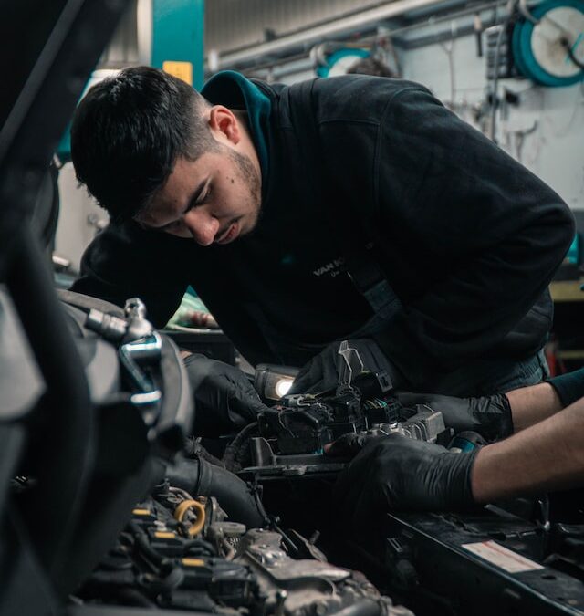 Safety First: The Benefits of Hypoallergenic Nitrile Gloves in Auto Workshops